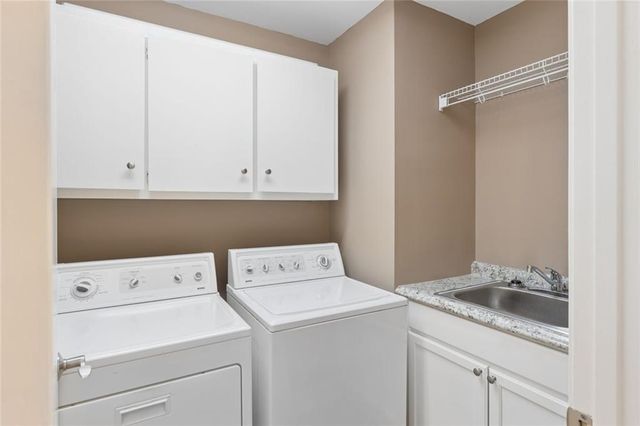 525 Spender Trace, Atlanta, GA 30350