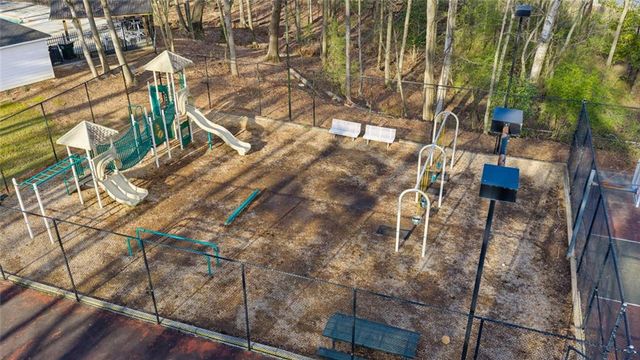 525 Spender Trace, Atlanta, GA 30350