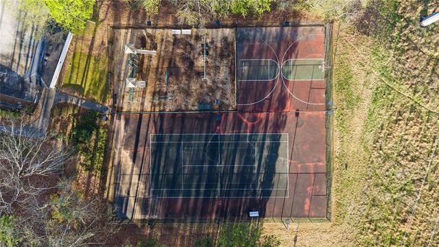 525 Spender Trace, Atlanta, GA 30350