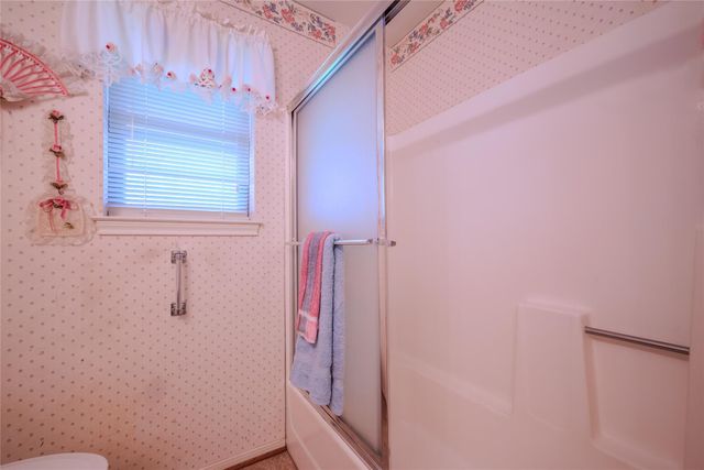 1513 Crestmont Street, Wharton, TX 77488