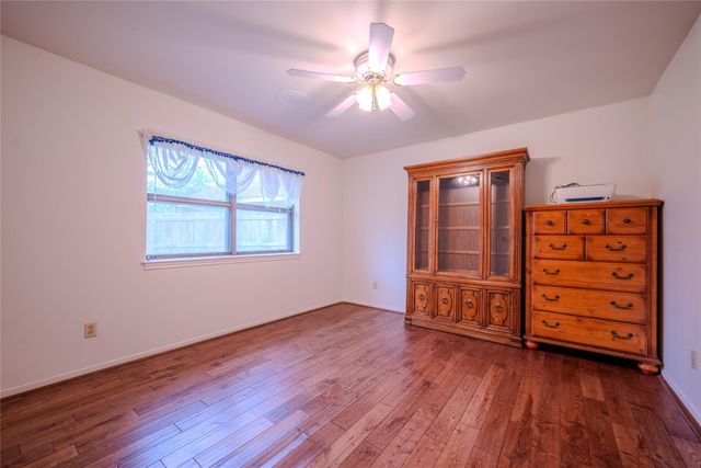 1513 Crestmont Street, Wharton, TX 77488