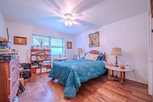 1513 Crestmont Street, Wharton, TX 77488