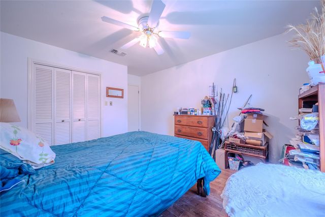 1513 Crestmont Street, Wharton, TX 77488