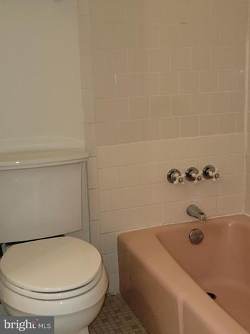 7405 FORRESTER LN, Manassas, VA 20109