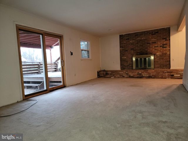 7405 FORRESTER LN, Manassas, VA 20109