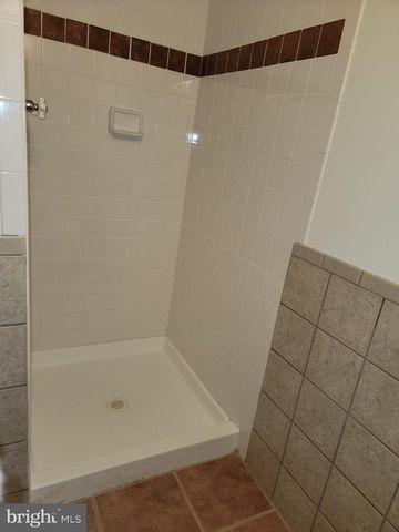 7405 FORRESTER LN, Manassas, VA 20109