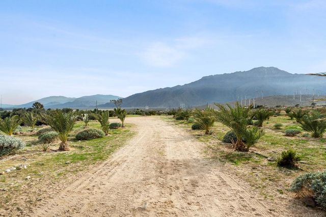 668040015 Hilltop Road, Whitewater, CA 92282