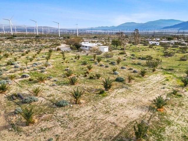 668040015 Hilltop Road, Whitewater, CA 92282