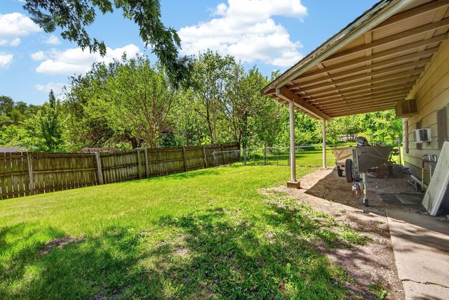 3022 S Union Street, Des Moines, IA 50315