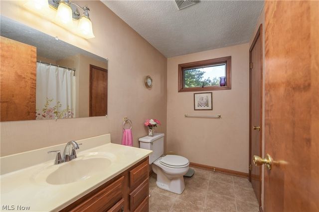 685 Guilford Road, Vermilion, OH 44089