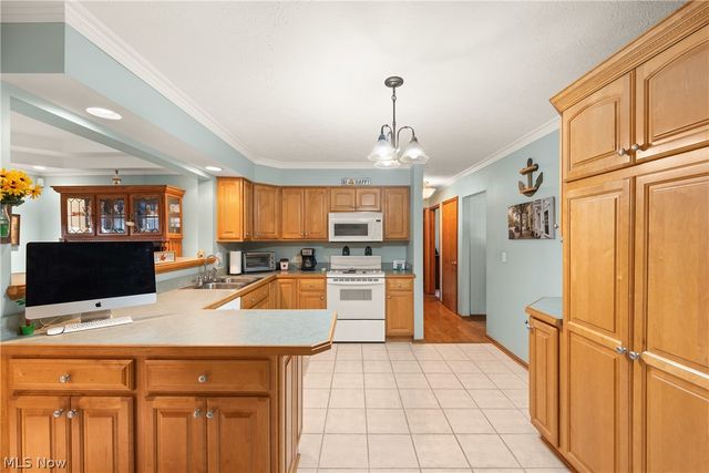 685 Guilford Road, Vermilion, OH 44089