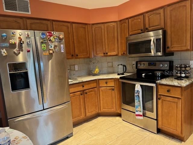 2457 RAVENDALE COURT, Kissimmee, FL 34758