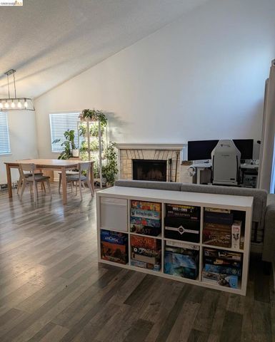 1164 MAYWOOD LN., Martinez, CA 94553