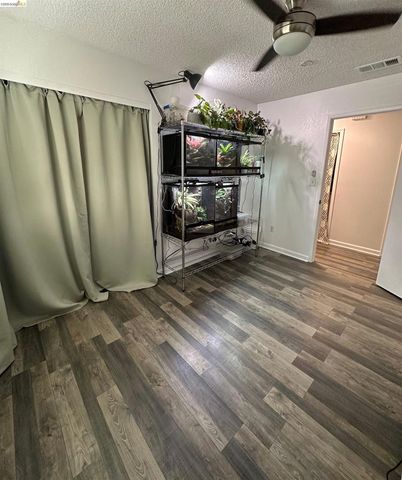 1164 MAYWOOD LN., Martinez, CA 94553