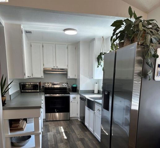 1164 MAYWOOD LN., Martinez, CA 94553