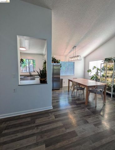 1164 MAYWOOD LN., Martinez, CA 94553