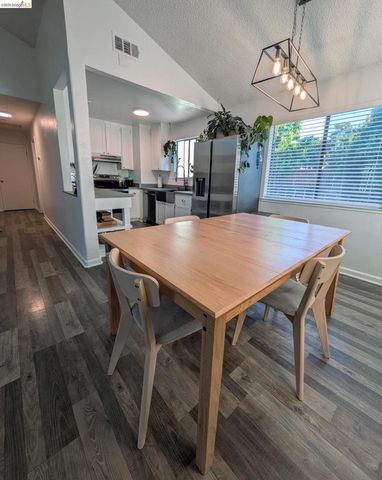 1164 MAYWOOD LN., Martinez, CA 94553