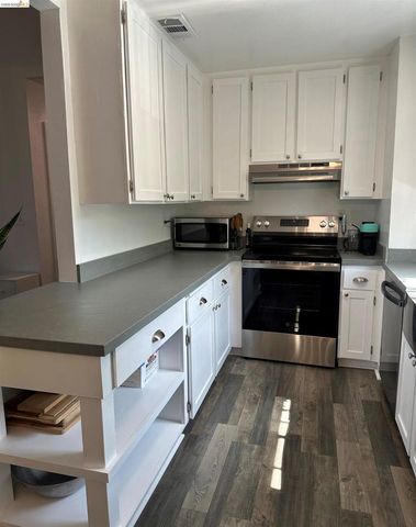 1164 MAYWOOD LN., Martinez, CA 94553