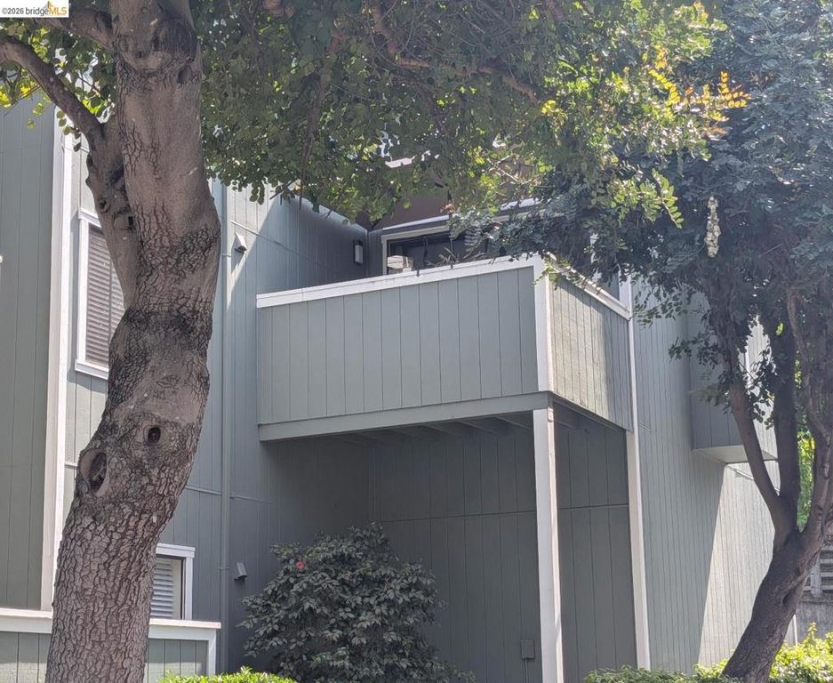 Image 24 of property listing at 1164 MAYWOOD LN., Martinez, CA 94553