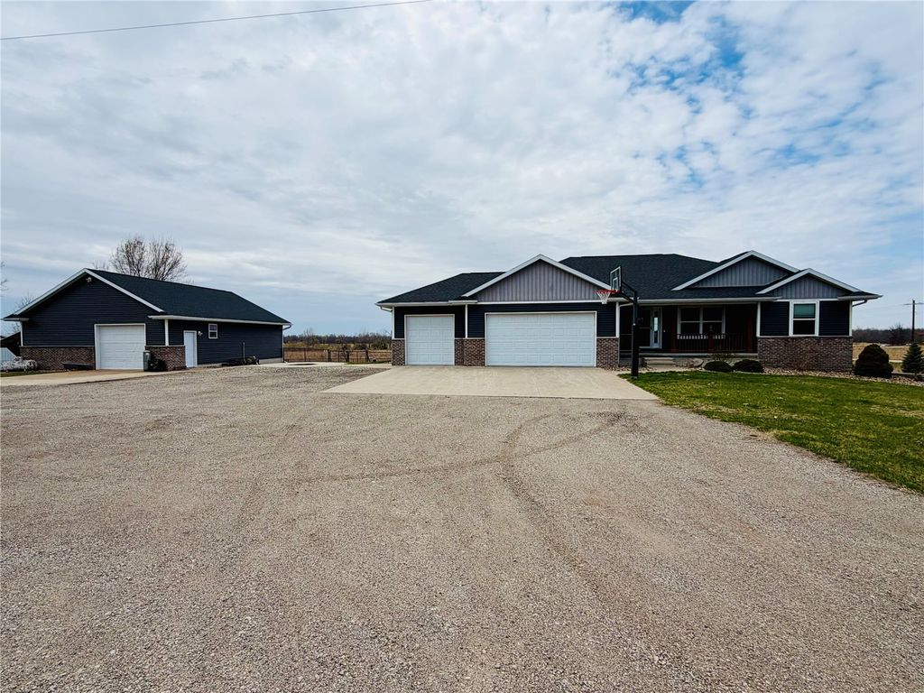 10485 Conners Court, Toddville, IA 52341