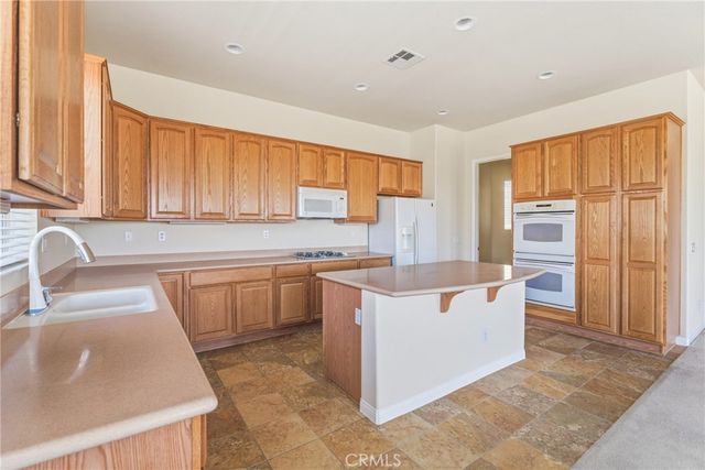 19300 Macklin, Apple Valley, CA 92308
