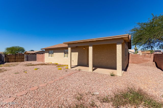 9163 W RAVEN Drive, Arizona City, AZ 85123