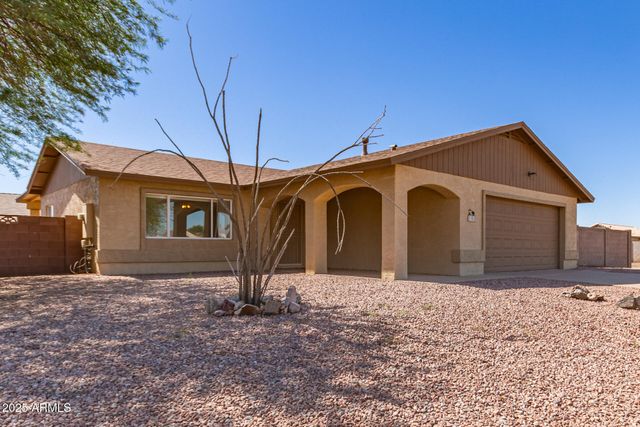 9163 W RAVEN Drive, Arizona City, AZ 85123