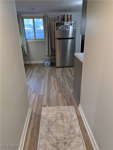 200 Stull Avenue, Akron, OH 44312