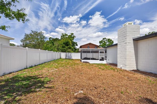 4430 RANCHWOOD LANE, Tampa, FL 33624