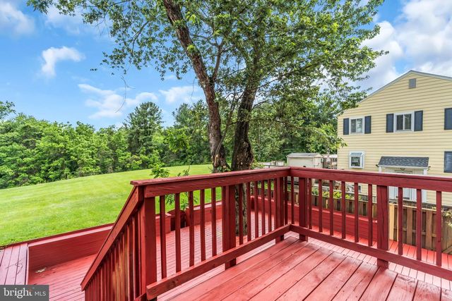 9636 WESTPORT LN, Burke, VA 22015
