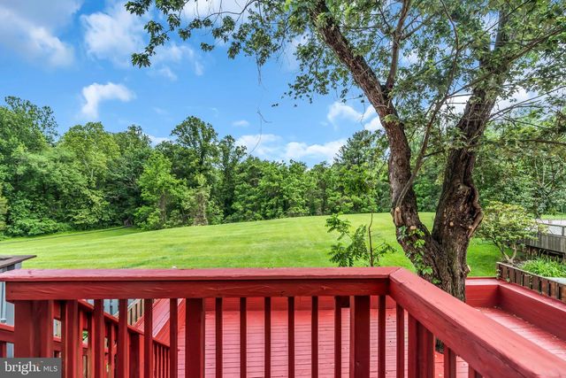9636 WESTPORT LN, Burke, VA 22015