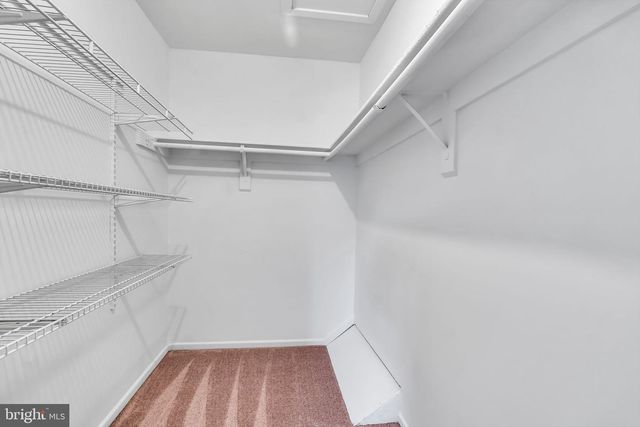 9636 WESTPORT LN, Burke, VA 22015