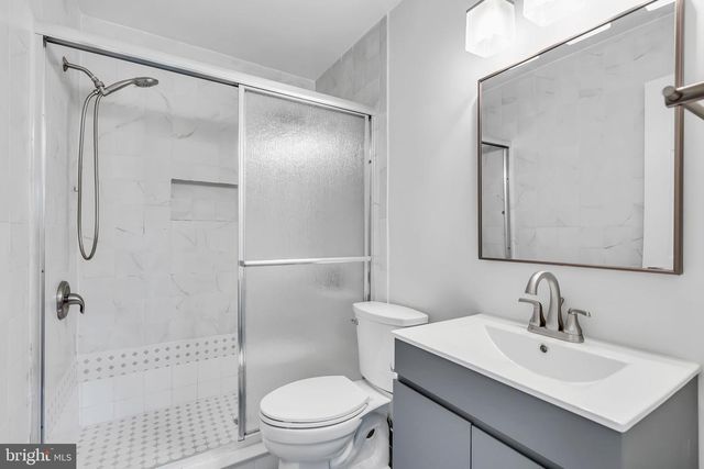 9636 WESTPORT LN, Burke, VA 22015
