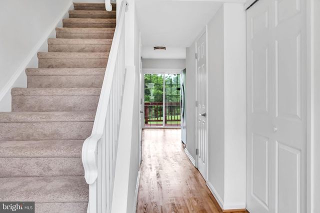 9636 WESTPORT LN, Burke, VA 22015