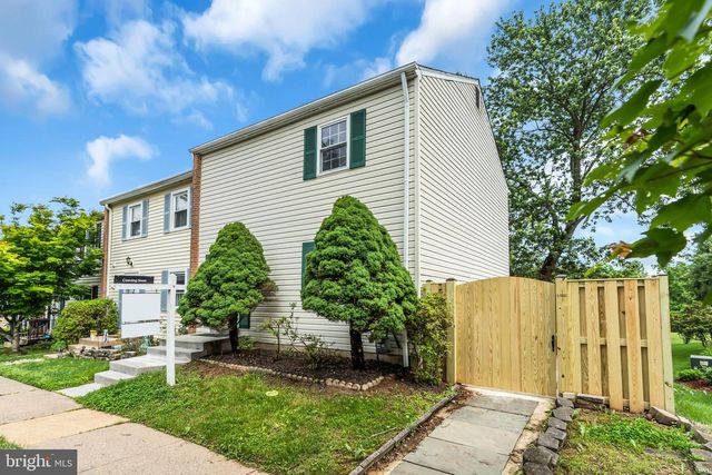 9636 WESTPORT LN, Burke, VA 22015