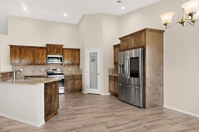 621 Primrose Avenue SW, Los Lunas, NM 87031