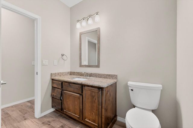 621 Primrose Avenue SW, Los Lunas, NM 87031