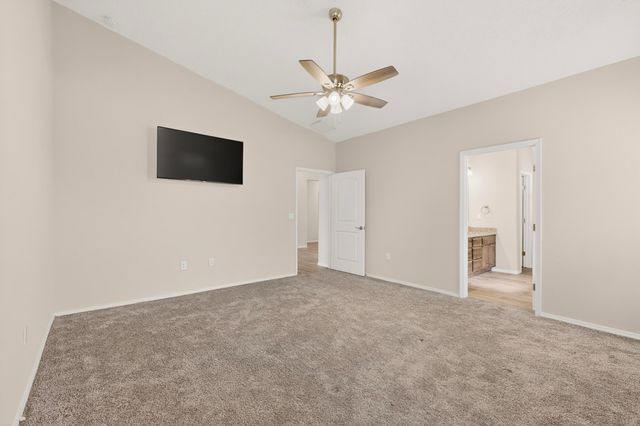 621 Primrose Avenue SW, Los Lunas, NM 87031