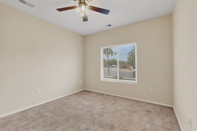 621 Primrose Avenue SW, Los Lunas, NM 87031