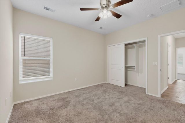 621 Primrose Avenue SW, Los Lunas, NM 87031