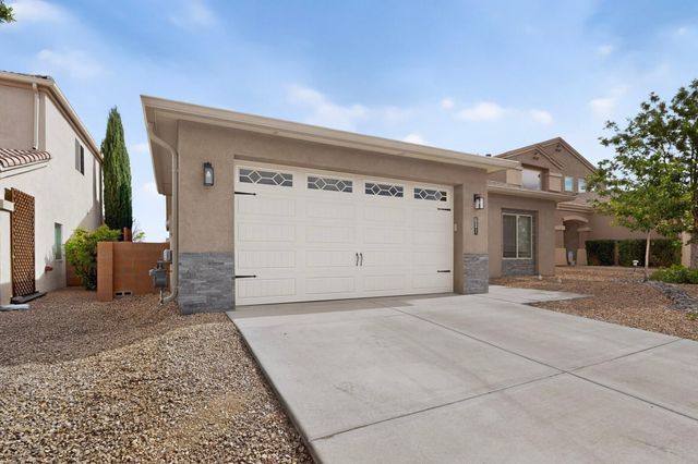621 Primrose Avenue SW, Los Lunas, NM 87031