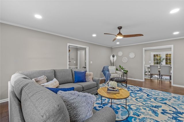 105 J Pearle Court, Easley, SC 29642