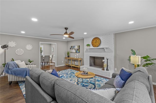 105 J Pearle Court, Easley, SC 29642