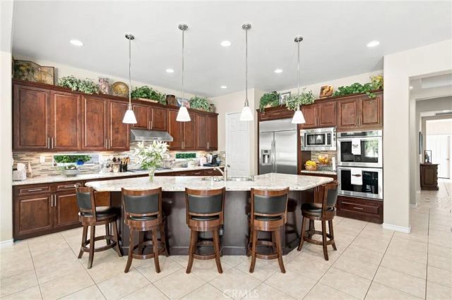22976 Banbury Court, Murrieta, CA 92562