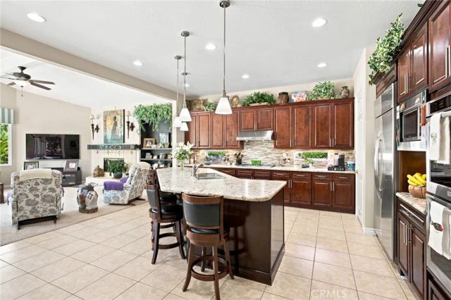 22976 Banbury Court, Murrieta, CA 92562