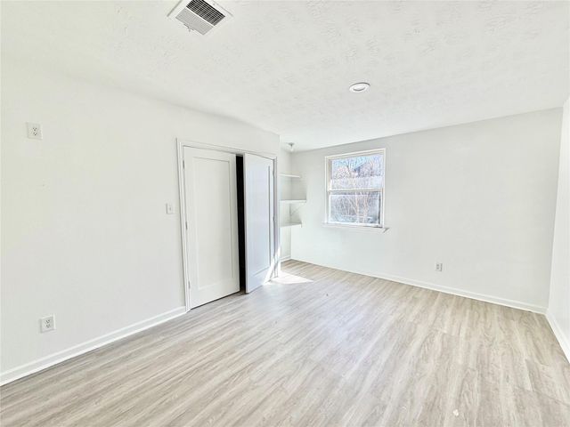 427 Oak Avenue, Crosby, TX 77532