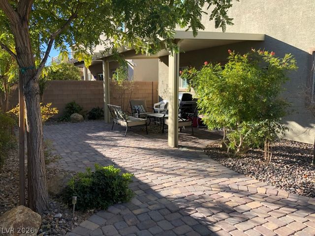 8046 Mosaic Sunrise Lane, Las Vegas, NV 89166