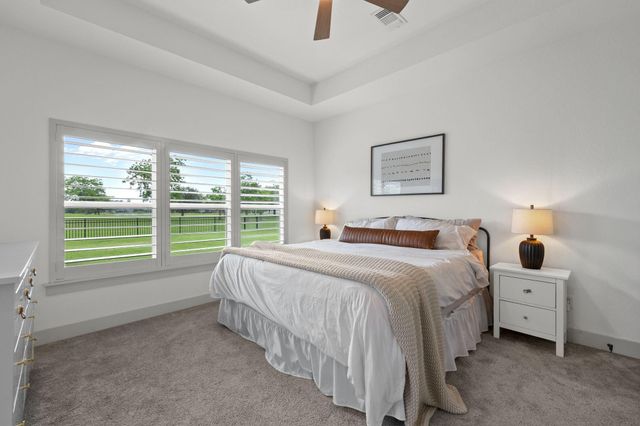 459 Green Meadows Drive, West Columbia, TX 77486