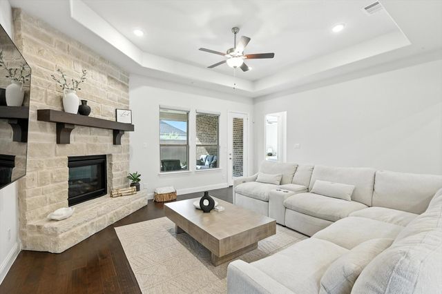 7624 Newtown, The Colony, TX 75056