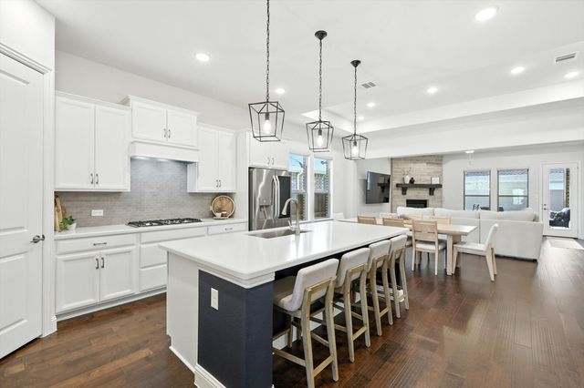 7624 Newtown, The Colony, TX 75056